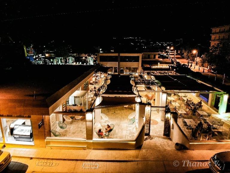 ホテルMarzi Beach And Bungalows Kokkónion エクステリア 写真