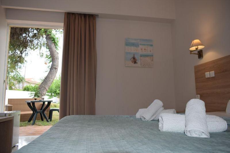 ホテルMarzi Beach And Bungalows Kokkónion エクステリア 写真