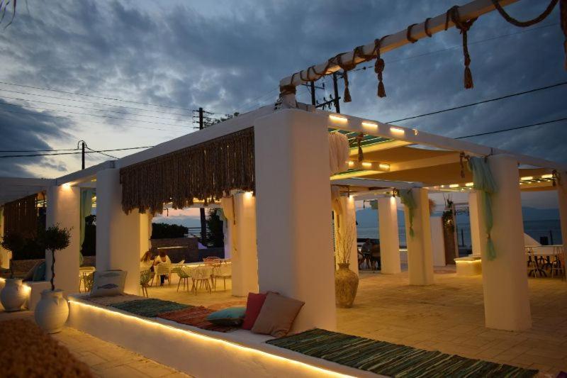 ホテルMarzi Beach And Bungalows Kokkónion エクステリア 写真