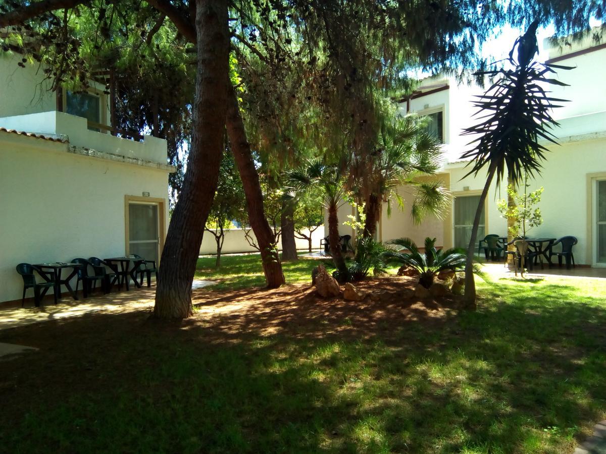 ホテルMarzi Beach And Bungalows Kokkónion エクステリア 写真