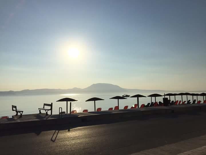 ホテルMarzi Beach And Bungalows Kokkónion エクステリア 写真
